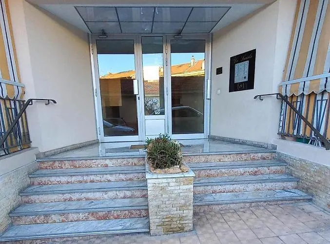 Chez Bianca Les Coquelicots Les Lucioles Mentone